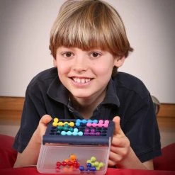 Board Games Smart Games: IQ Fit 10 Board Games Smart Games: IQ Fit