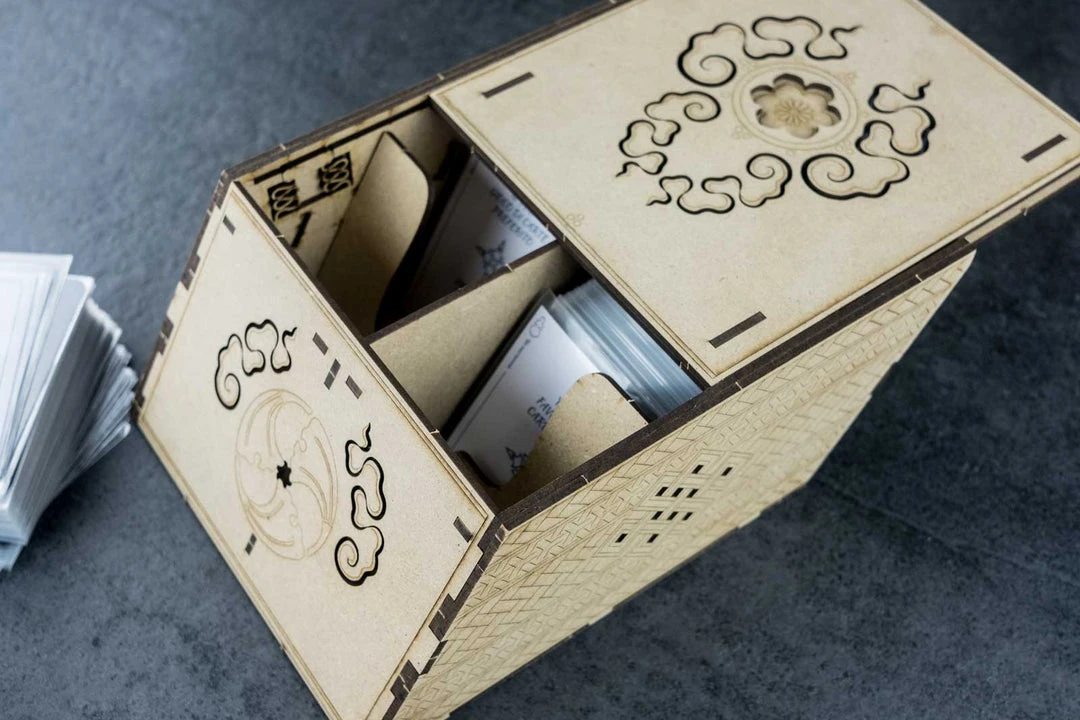 Import Games The Dicetroyers - Deck Holder: Cherry Version (500 Standard Size Sleeved Cards) (Italy Import) 7 Import Games The Dicetroyers - Deck Holder: Cherry Version (500 Standard Size Sleeved Cards) (Italy Import)