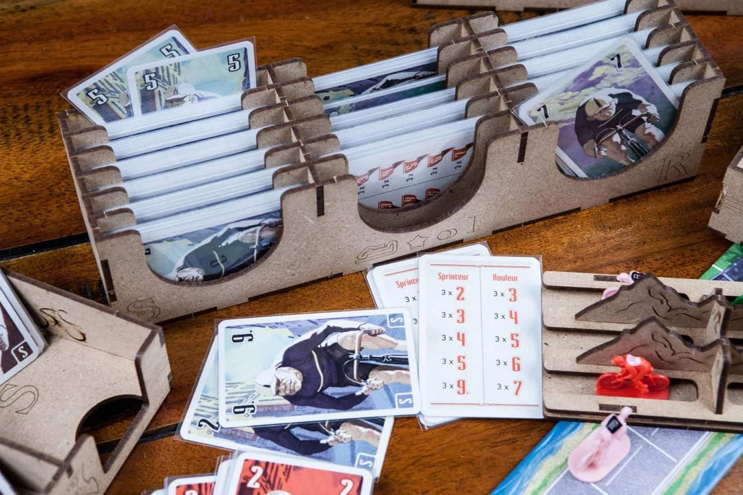 The Dicetroyers - Flamme Rouge (Base Game Or With Peloton Expansion) (Italy Import) 9 The Dicetroyers - Flamme Rouge (Base Game Or With Peloton Expansion) (Italy Import)